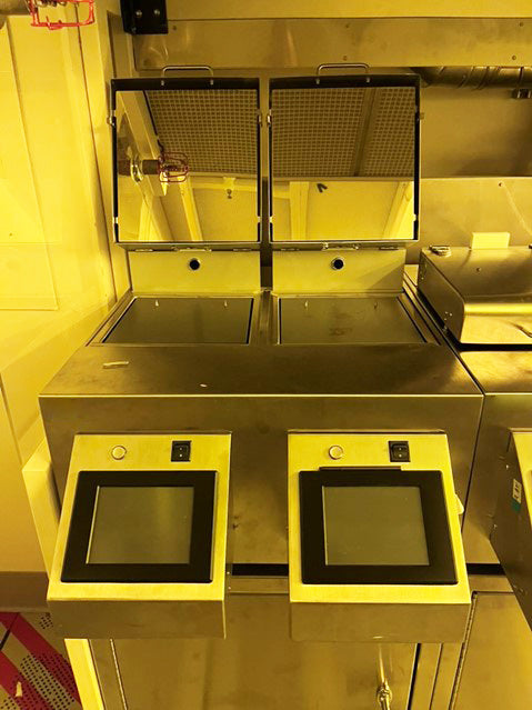 CEE 450 Spin Coater / Hot Plate