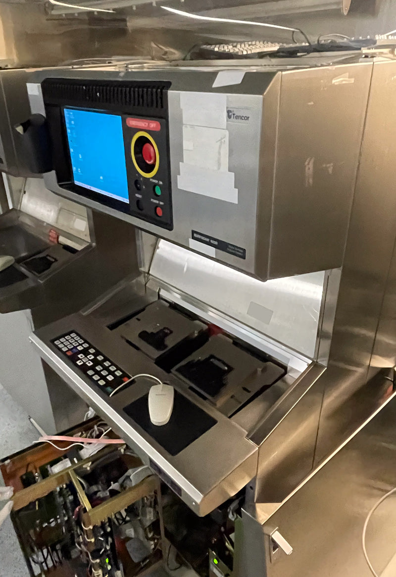 KLA Surfscan 6220 Particle Defect System