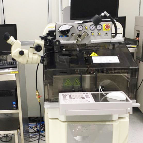 K&S AT Premier Wire Bonder