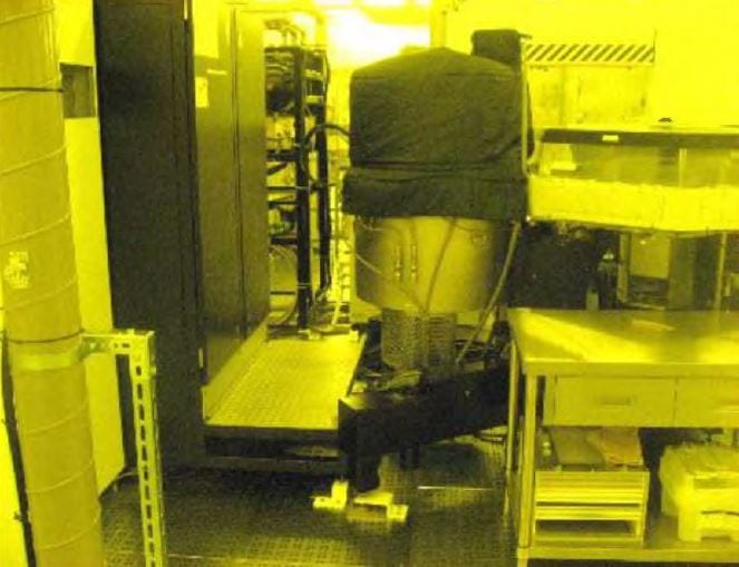 Applied Materials AKT 1600 PECVD (Plasma-Enhanced Chemical Vapor Deposition)