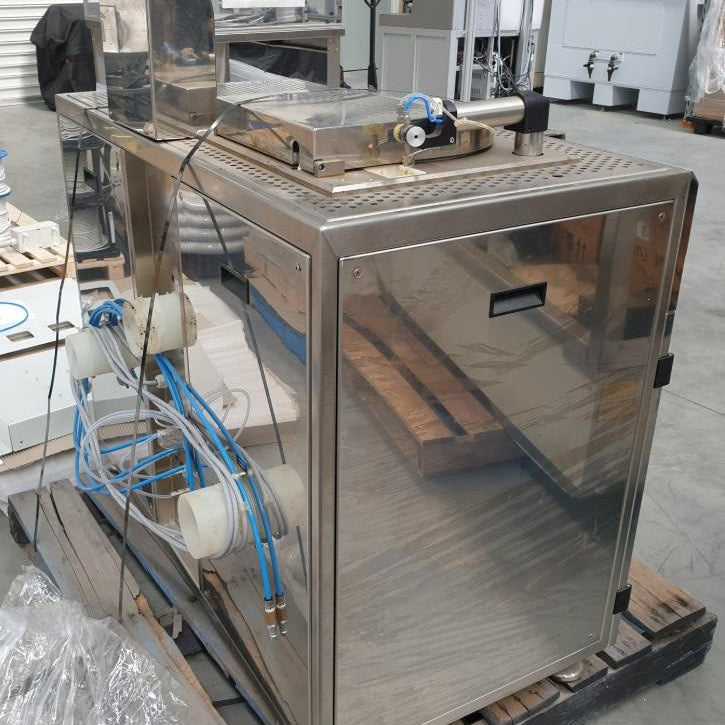 SUSS Delta 80 T Spin Coater