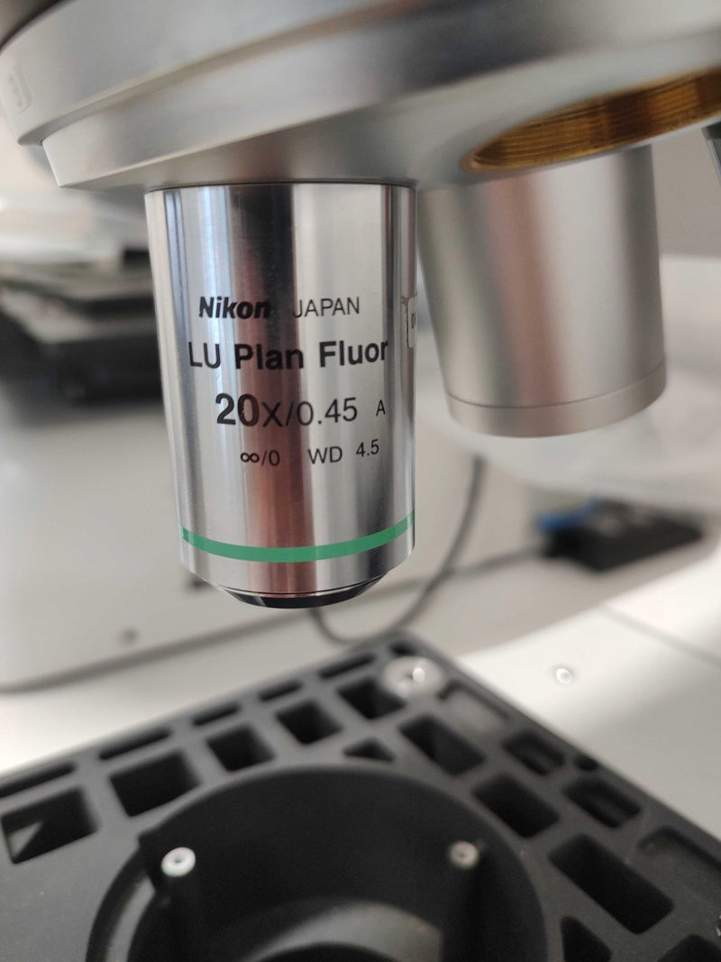 Nikon Eclipse L 200 Microscope