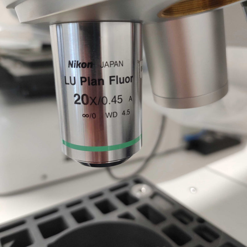 Nikon Eclipse L 200 Microscope