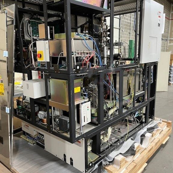 Hitachi S 9300 CD-SEM (Critical Dimension Scanning Electron Microscope)