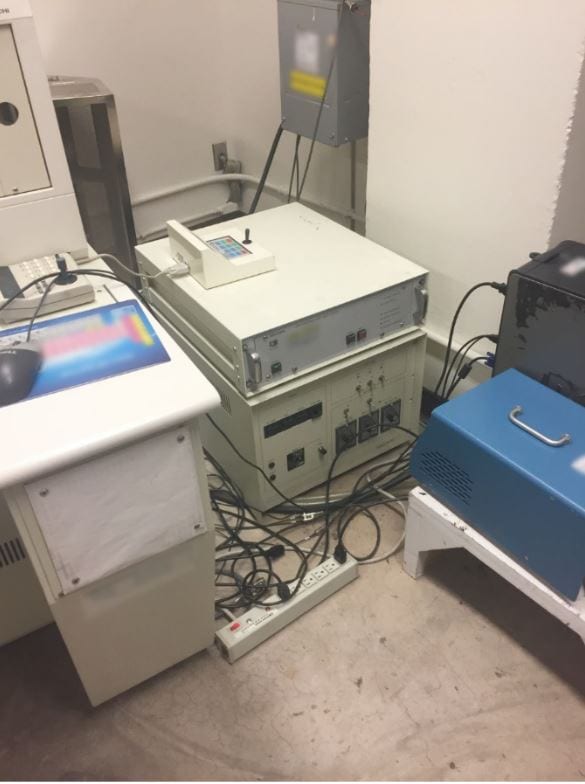 Hitachi S 4500 II FE-SEM (Field Emission Scanning Electron Microscope)