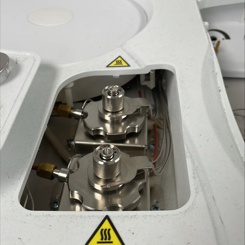 Perkin Elmer Clarus 690 GC (Gas Chromatography)