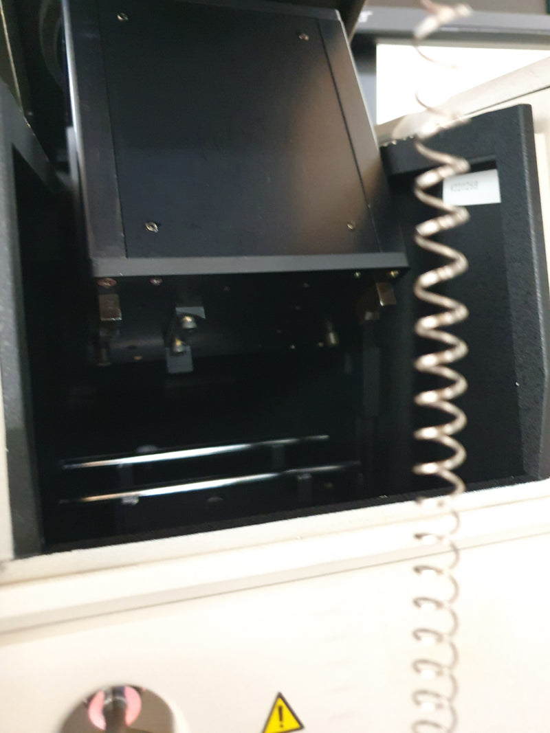 Beckman DU 650 i Spectrophotometer