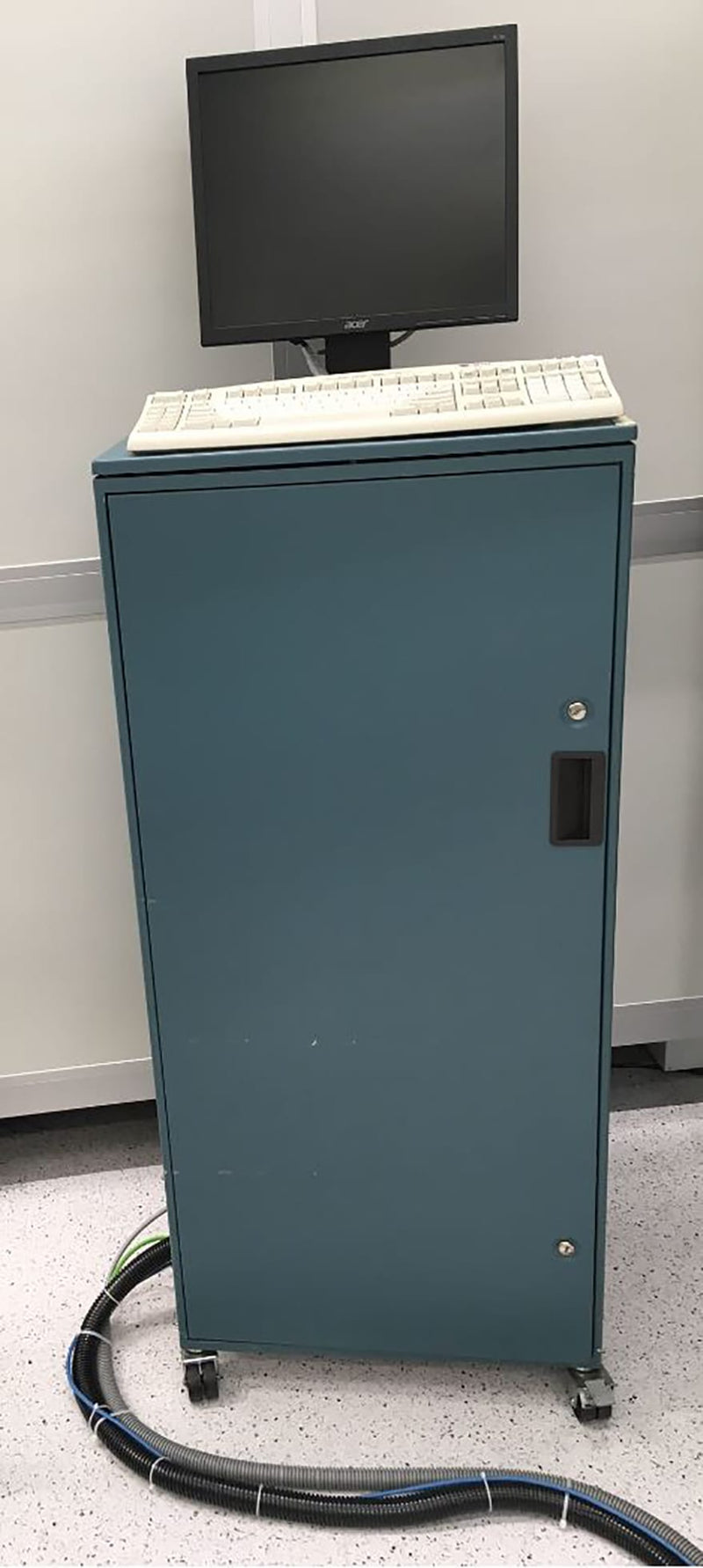 Applied Materials SEMVision CX 200 SEM (Scanning Electron Microscope)