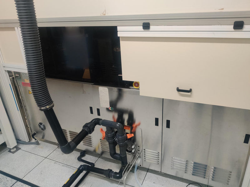 Ontrak DSS 200 Post CMP Scrubber (Chemical Mechanical Polisher)