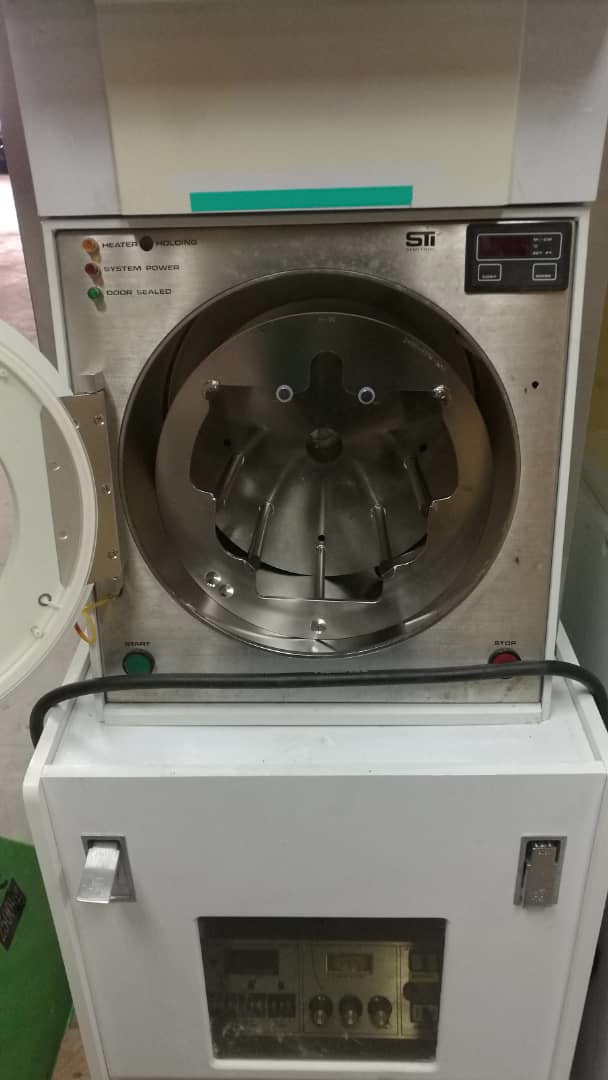 Semitool SRD (Spin Rinse Dryer)