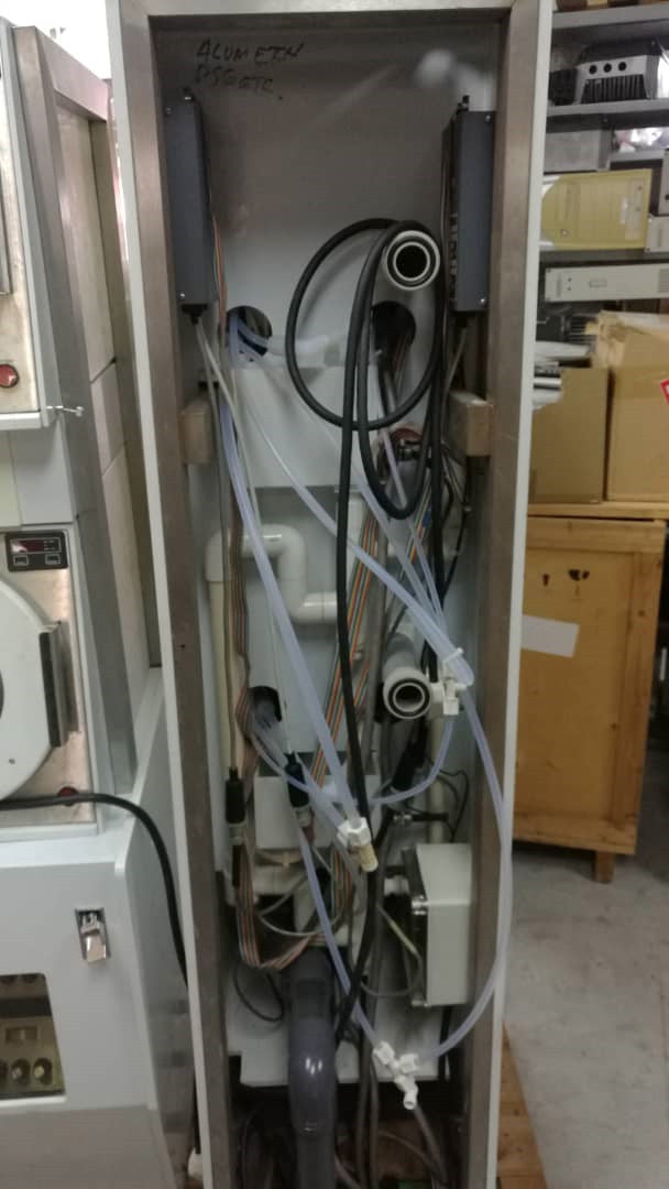 Semitool SRD (Spin Rinse Dryer)