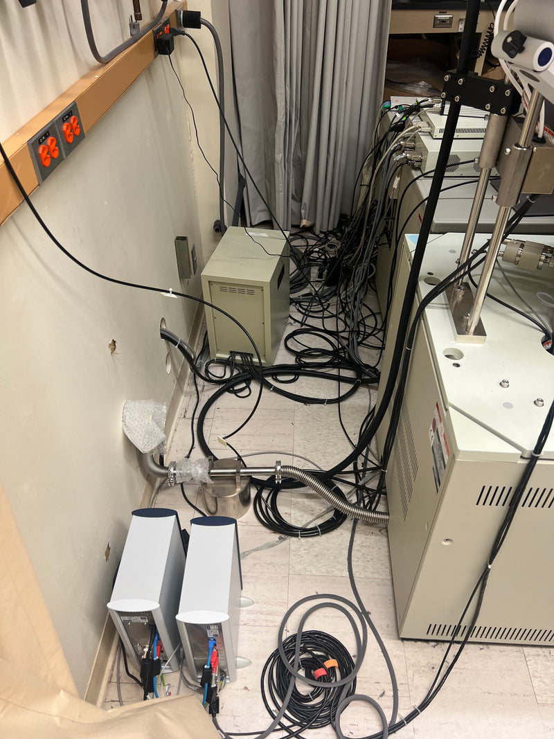 Jeol JSM 7400 F FE-SEM (Field Emission Scanning Electron Microscope)
