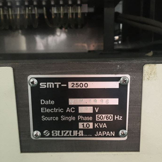 Suzuki SMT 2500 Pick and Place