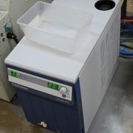 Trion Minilock III PECVD (Plasma-Enhanced Chemical Vapor Deposition)