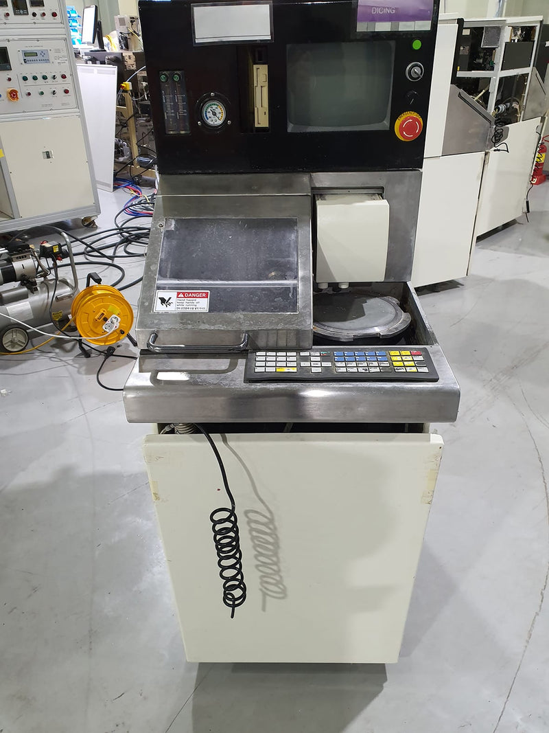 Disco DAD 320 Automatic Dicing Saw