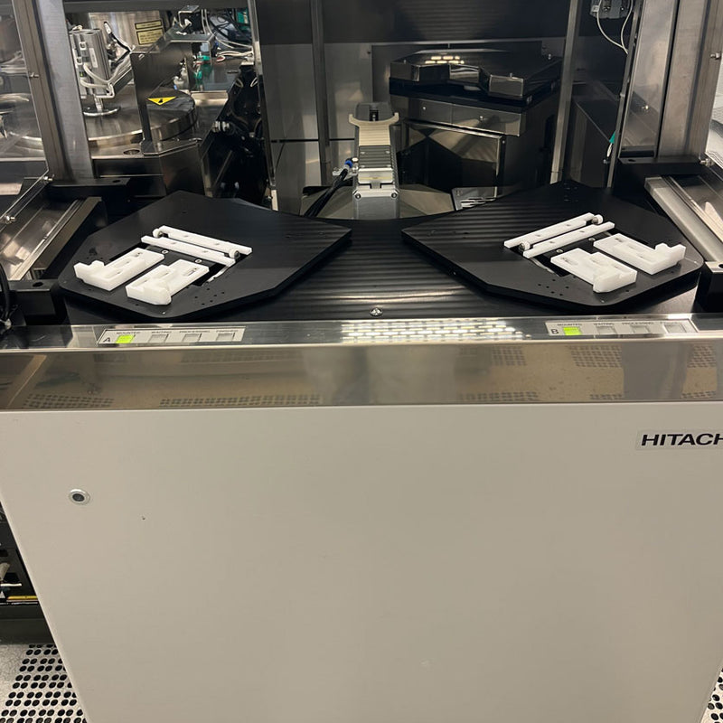 Hitachi S 8820 CD-SEM (Critical Dimension Scanning Electron Microscope)