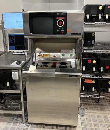 KLA Surfscan 6220 Particle Defect System