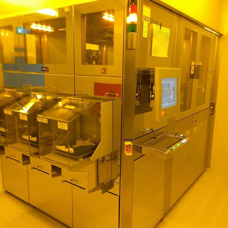 SUSS ACS 200 Gen 3 Coater / Developer