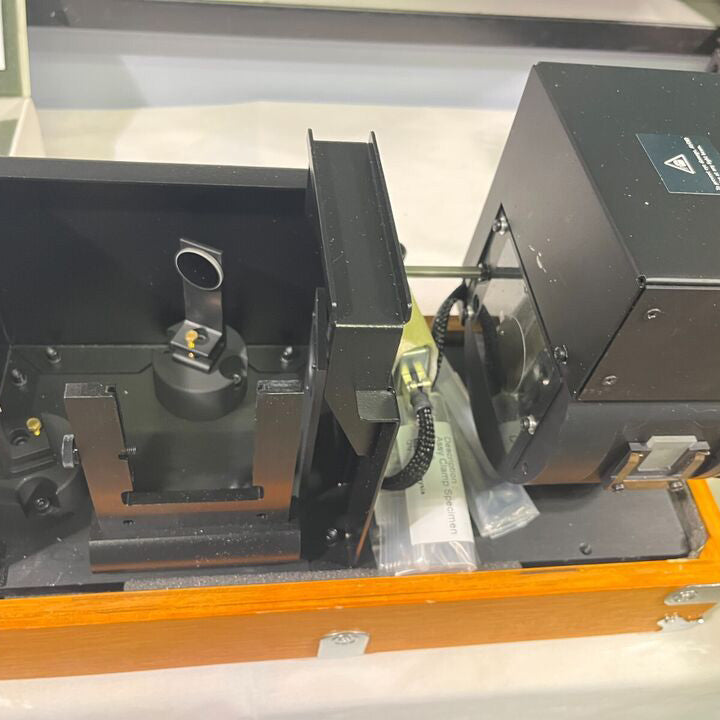 Agilent / Varian Cary 5000 UV-VIS-NIR Spectrophotometer (Ultra Violet Visible Near Infrared)