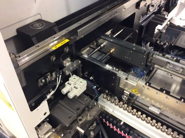 Juki KE 2070 L PCB Pick and Place Machine