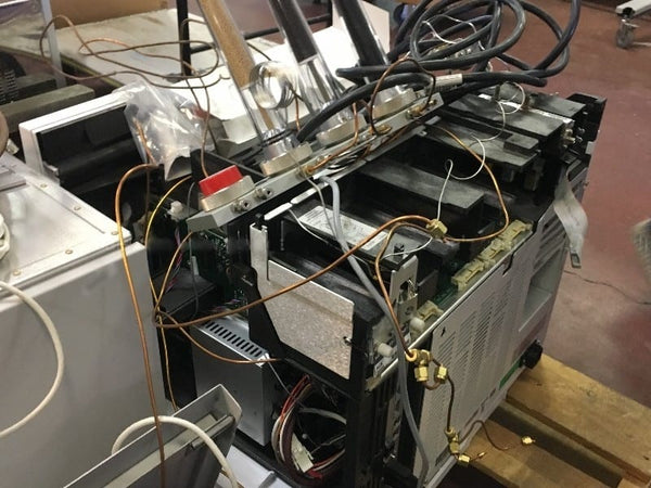 Agilent 6890 N GC (Gas Chromatography)