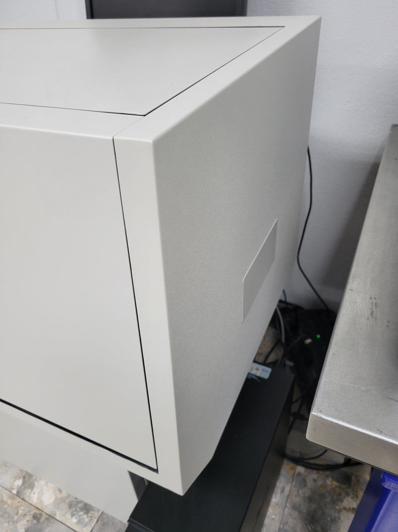 Hitachi U 4100 Spectrophotometer