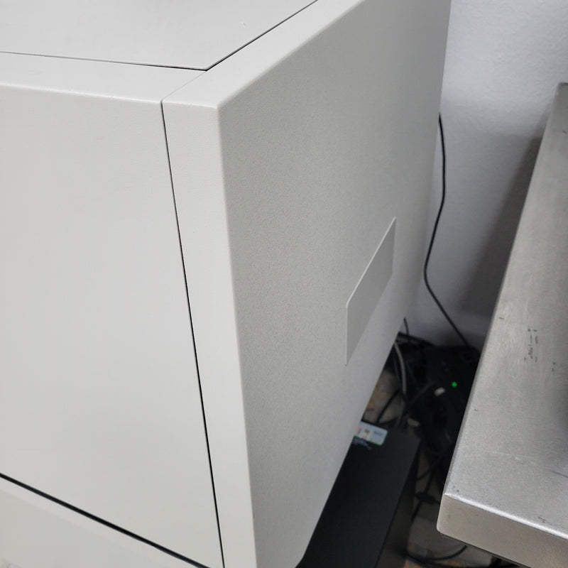 Hitachi U 4100 Spectrophotometer