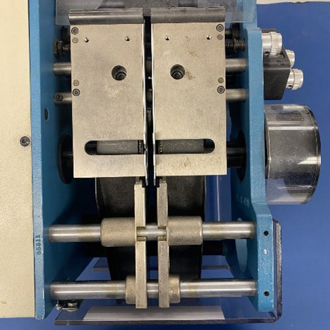 CF 8 Axial Lead Forming Machine