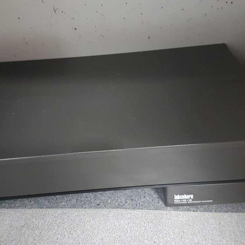 Perkin Elmer Lambda 19 UV-VIS-NIR Spectrometer (Ultraviolet-Visible-Near-Infrared)