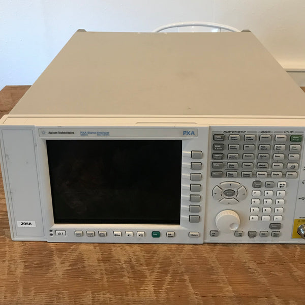 Agilent N 9030 A Vector Signal Analyzer