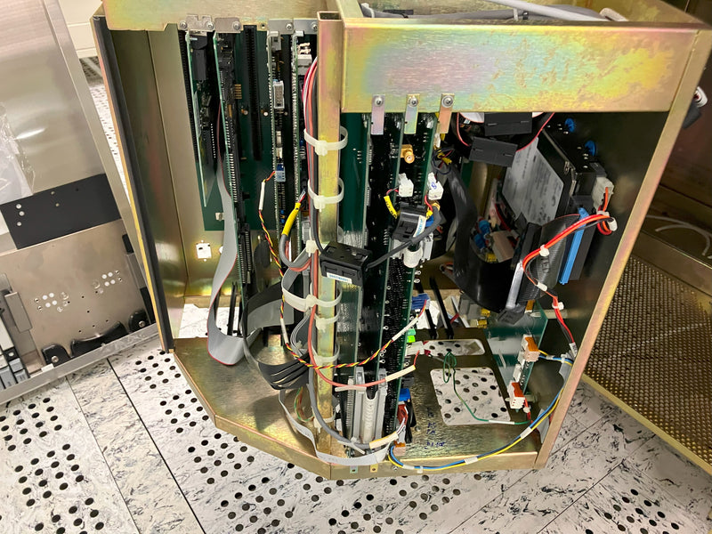 KLA Surfscan 6420 Particle Defect System