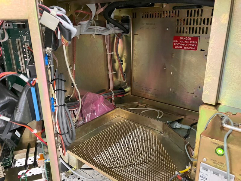 KLA Surfscan 6420 Particle Defect System