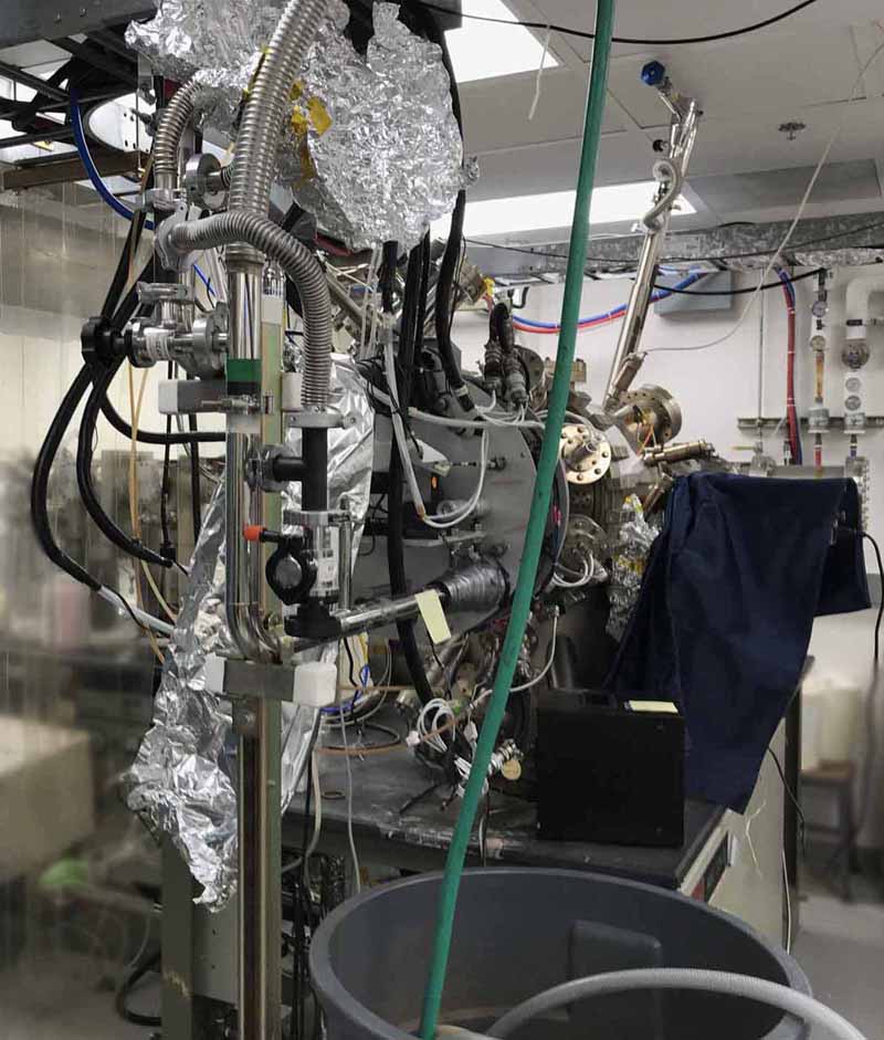 Veeco Gen II MBE Growth system