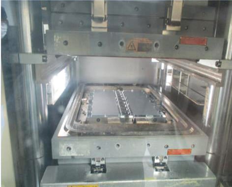 Towa YPS 2060 Auto Molding System