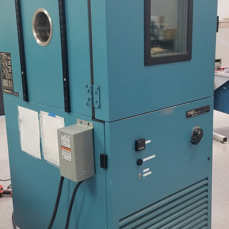 Thermotron S 8 C Temperature Chamber