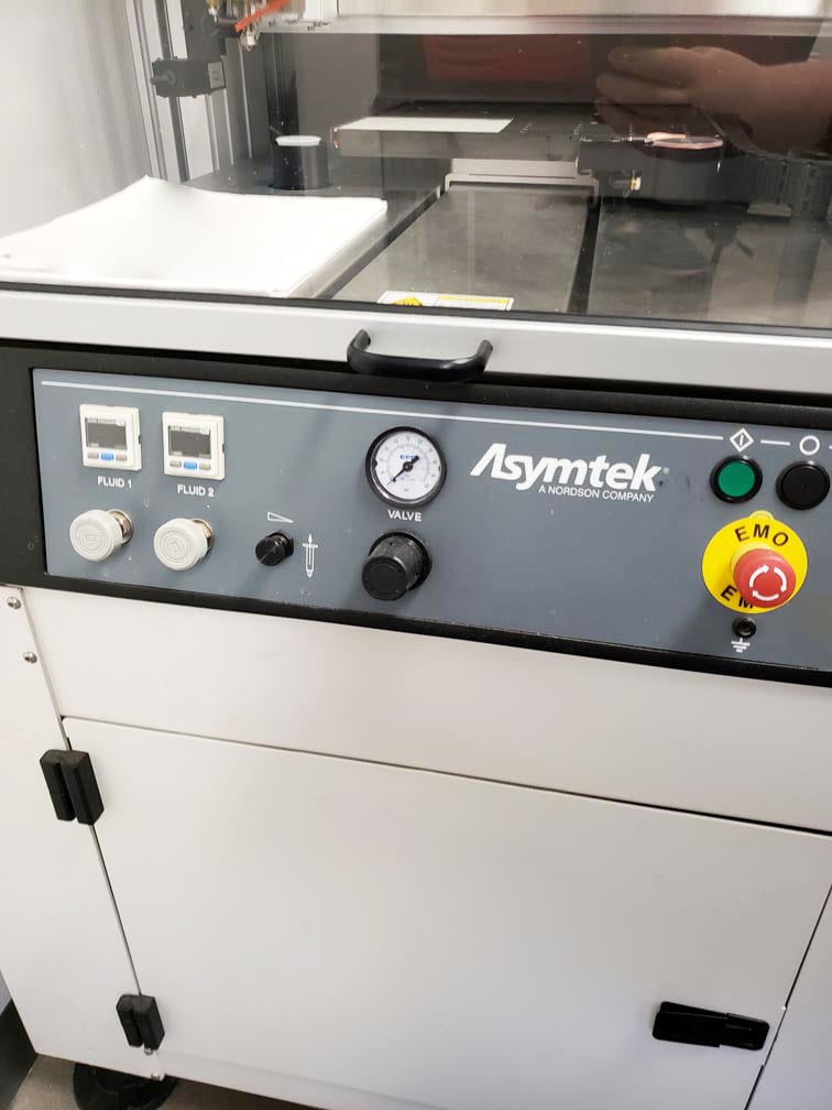 Asymtek S 820 Dispenser