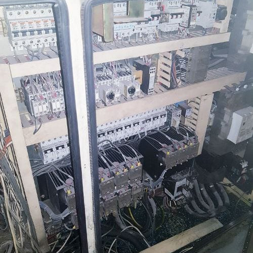 Husky GL 300 Injection Molding Machine
