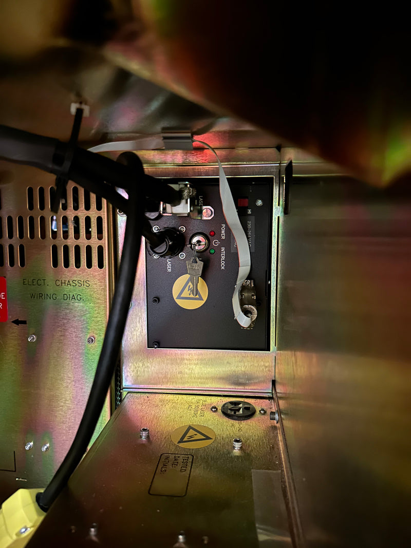 KLA Surfscan 6420 Particle Defect System