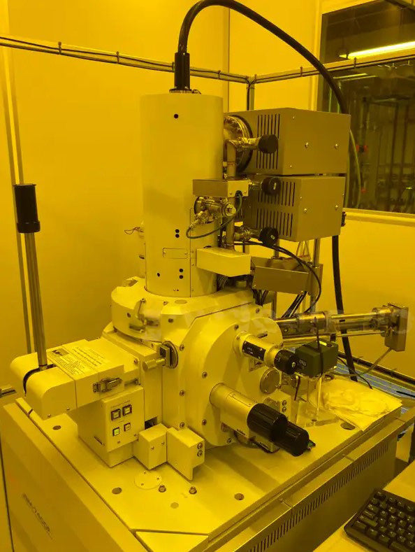 Jeol JSM 7400 F FE-SEM (Field Emission Scanning Electron Microscope)