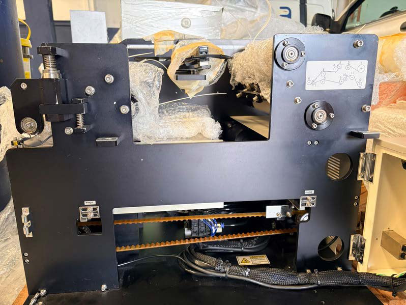 Lintec RAD 2500 M / 8 Wafer Mounter