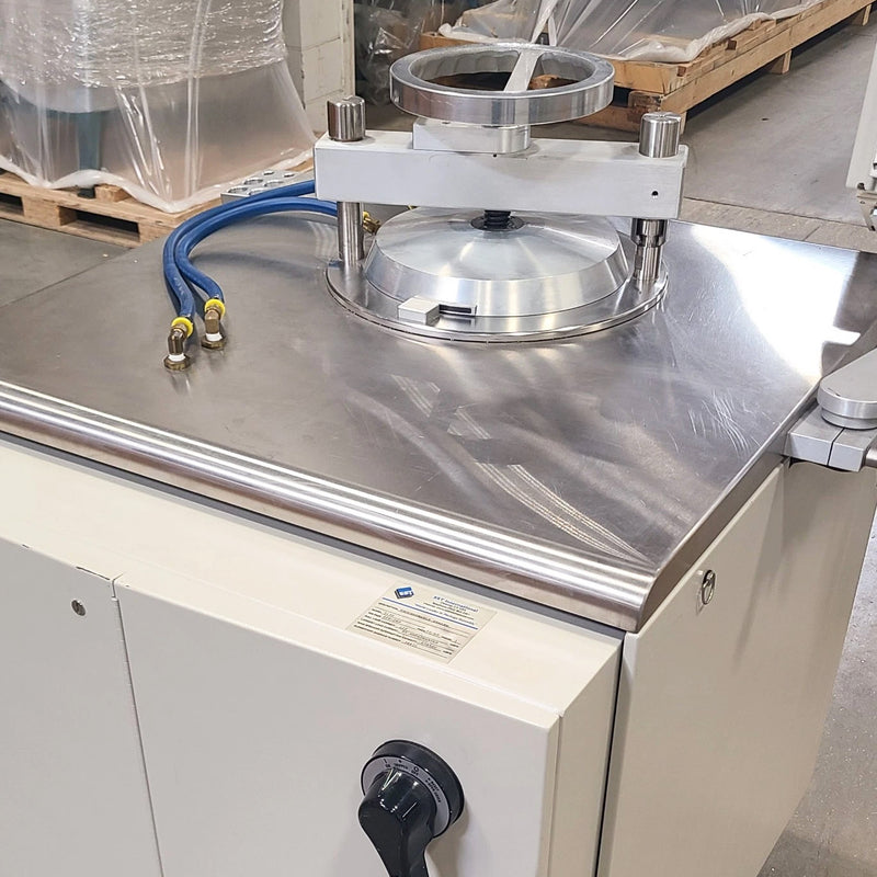 SST 3130 Vacuum Pressure Furnace