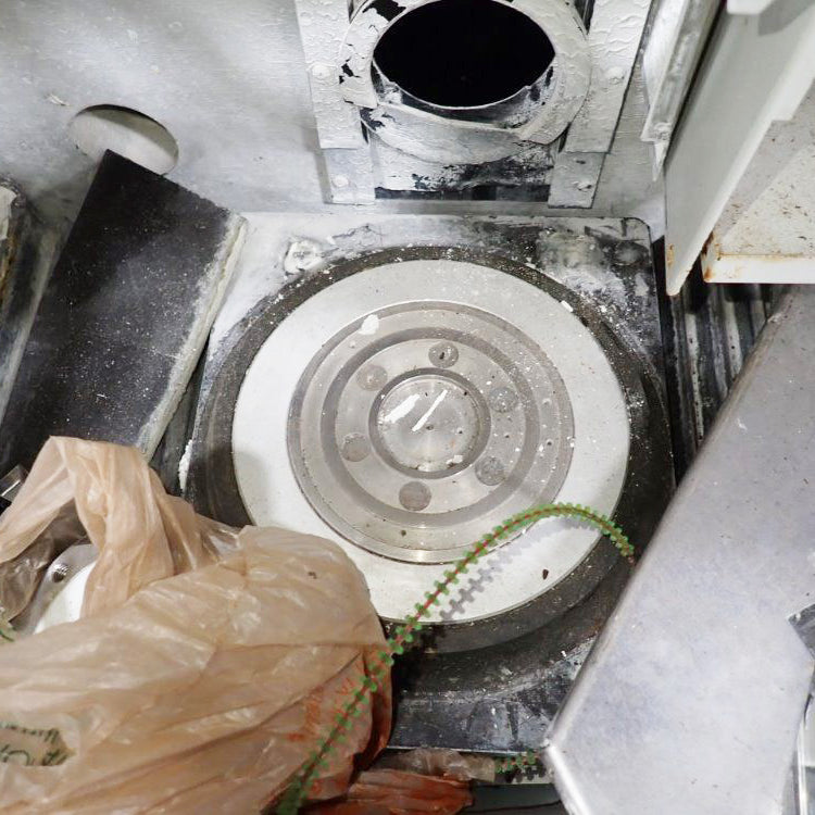 Disco DAD 320 Automatic Dicing Saw
