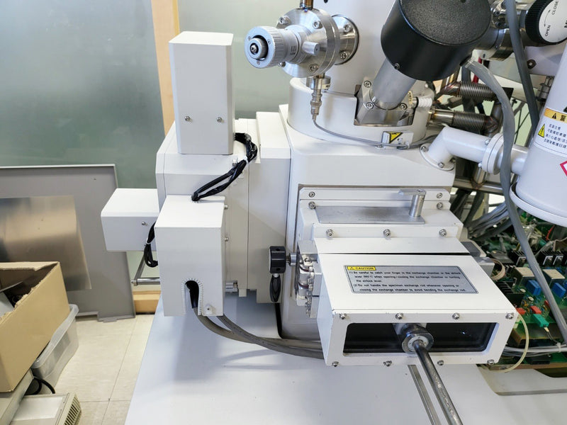 Hitachi S 4700 II SEM (Scanning Electron Microscope)