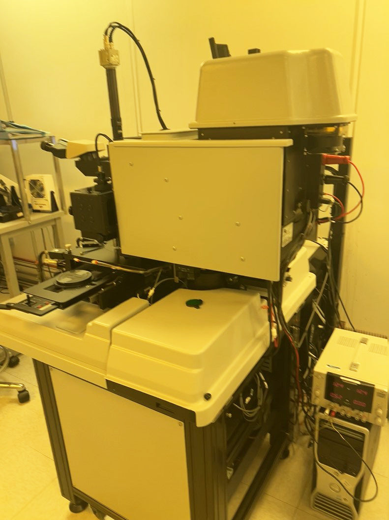 Neutronix Quintel NXQ 7500 Mask Aligner