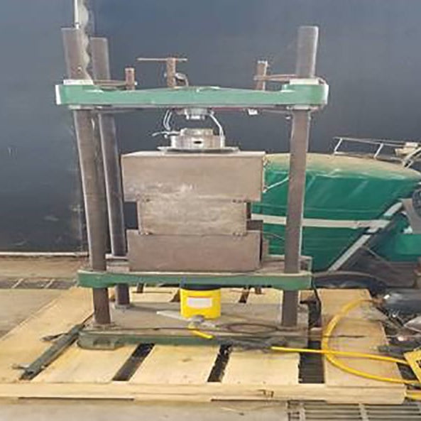 Carver 2702 Press