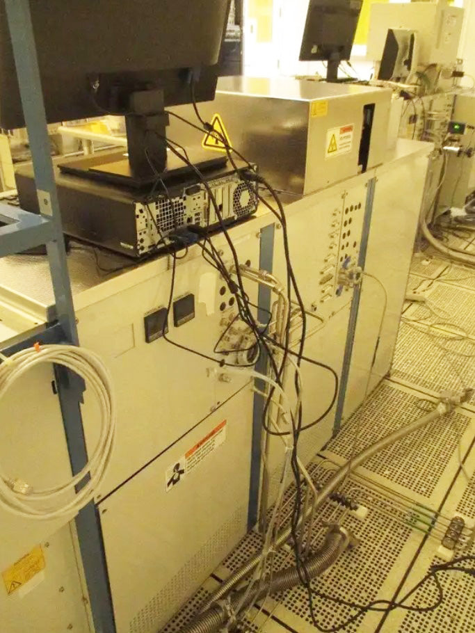 Oxford Plasmalab 100 RIE (Reactive Ion Etcher)