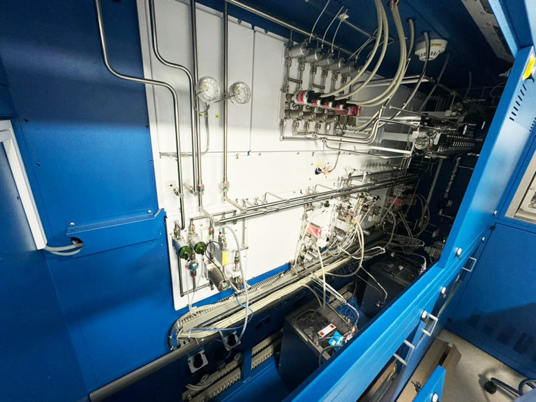 Aixtron MOCVD (Metal Organic Chemical Vapor Deposition)