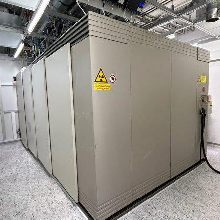 Varian E 500 HP Implanter