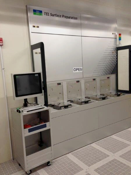 Tel NS 300 Z Wafer Scrubber