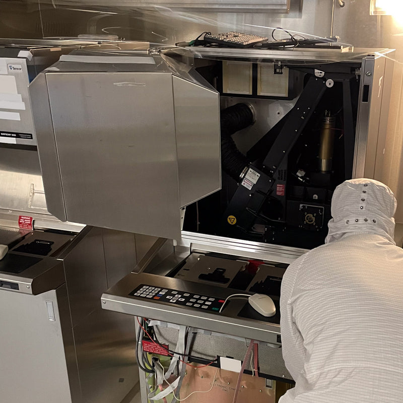 KLA Surfscan 6220 Particle Defect System